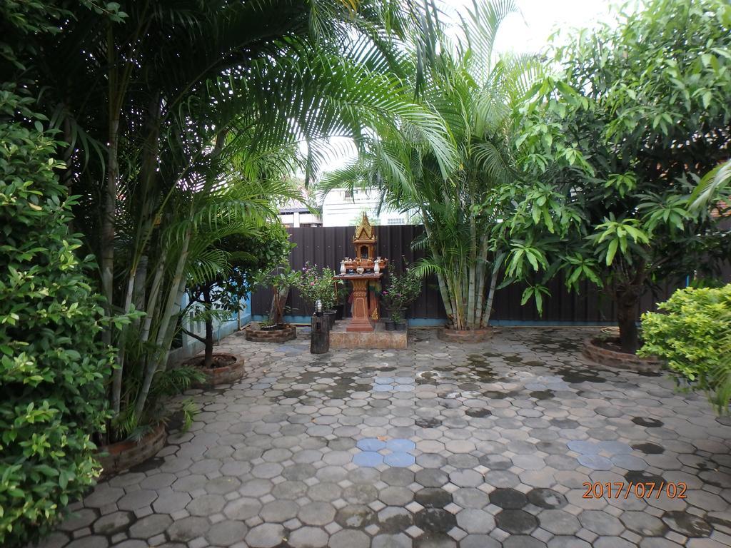 The Blue14 House Chiang Mai Apartment Exterior photo